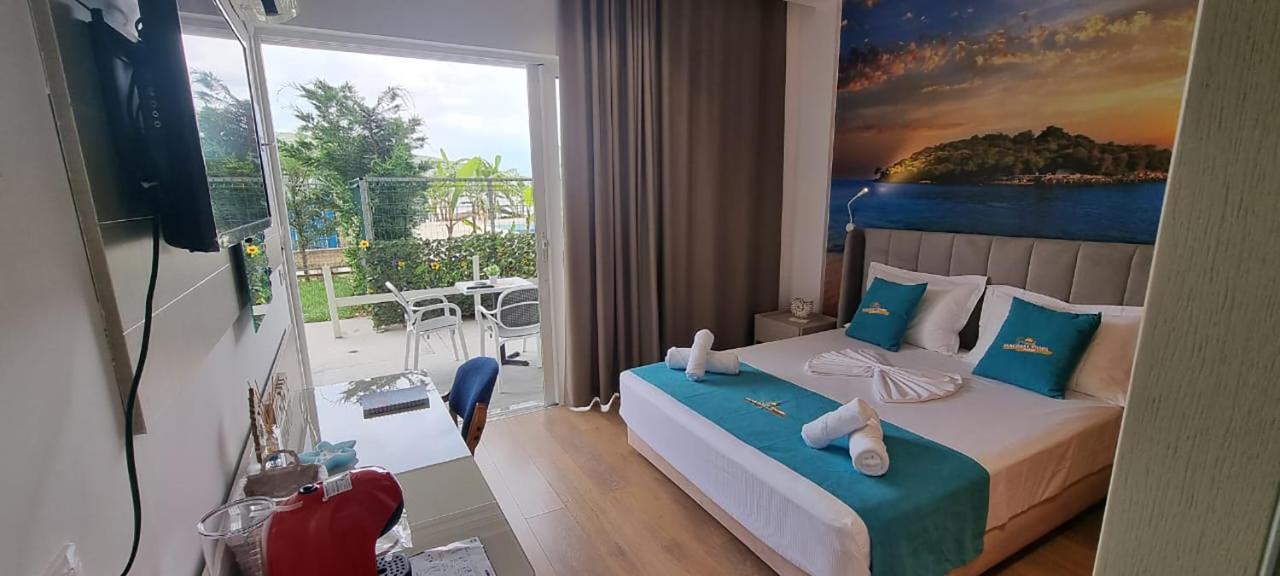 Suncoast Rooms Port Side Саранда Екстер'єр фото