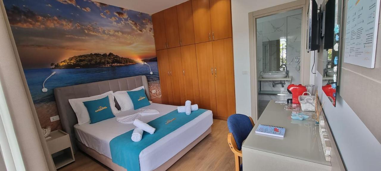 Suncoast Rooms Port Side Саранда Екстер'єр фото