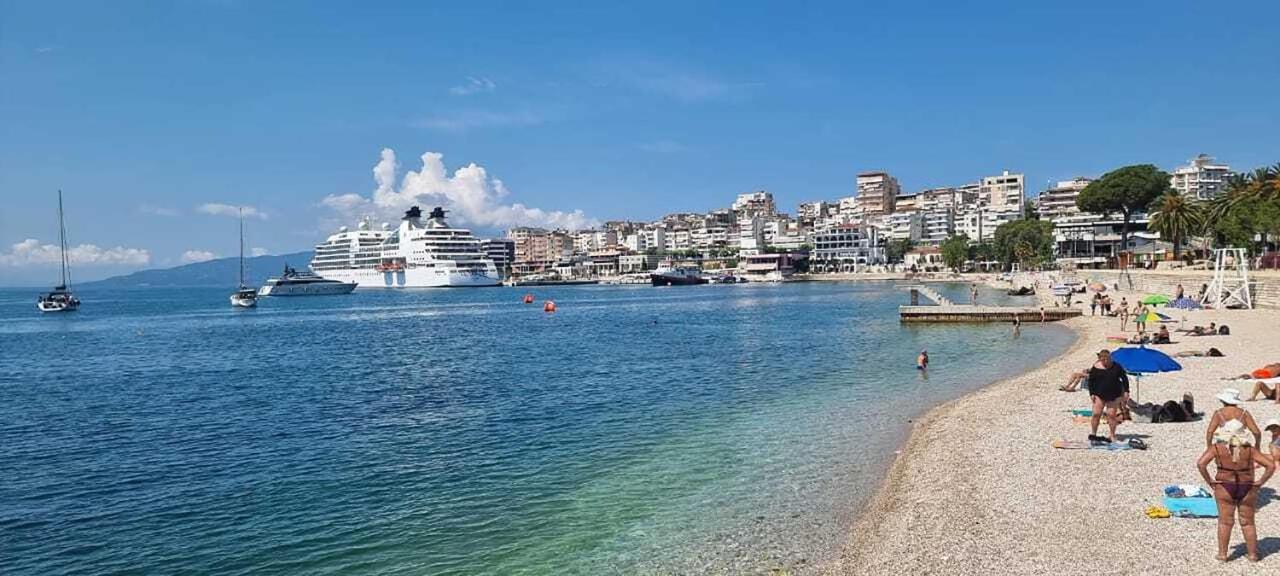 Suncoast Rooms Port Side Саранда Екстер'єр фото