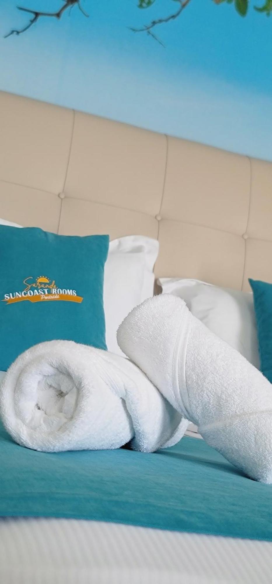 Suncoast Rooms Port Side Саранда Екстер'єр фото